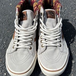 Vans High Tops, Women’s 9
